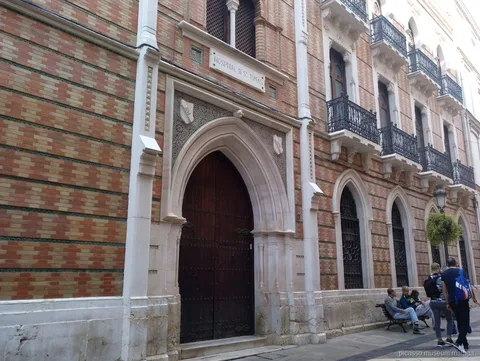 Skip-the-line entry to the Picasso Museum included in the Malaga combo tour